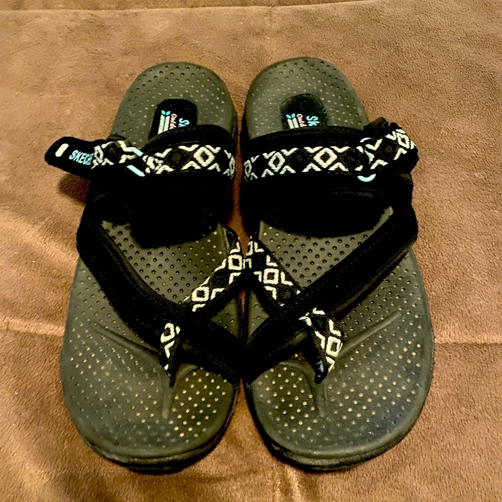 Sketchers sandals